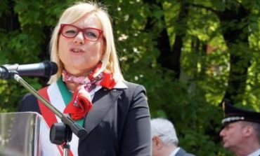 SIGNORA ROSSA LEI SA DI AVVELENARE MEZZO PIEMONTE CON LE SUE DISCARICHE MA EVIDENTEMENTE NON GLIENE IMPORTA NIENTE