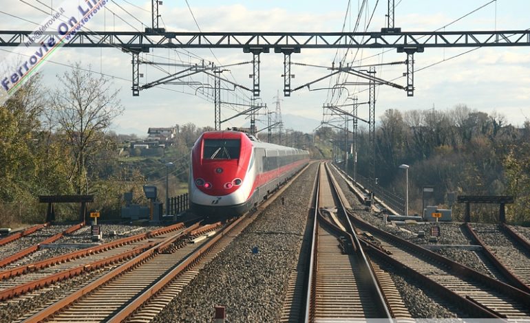 IL DISASTRO FERROVIE CONTINUA: ORA A RISCHIO ANCHE GLI INTERCITY