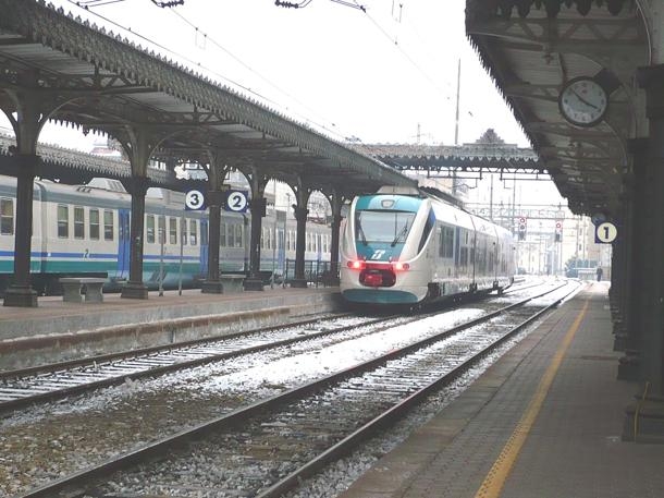 INIZIA IL SOLITO DIBATTITO SULL’ORARIO FERROVIARIO INVERNALE