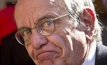 PADOAN: NESSUN PERICOLO DI BAIL IN PER LE BANCHE ITALIANE