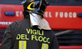 Auto a Gpl prende fuoco, anziano automobilista si salva per miracolo