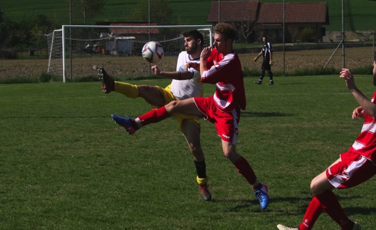 Calcio dilettanti: il Castellazzo vince a accede alla zona play off mentre il Calcio Derthona non va oltre il pari