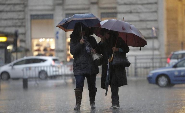 Siamo al ridicolo: piove, niente scuola