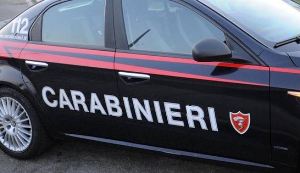 Pregiudicato sessantenne ai domiciliari per soprusi e violenza contro l’ex compagna e il figlio