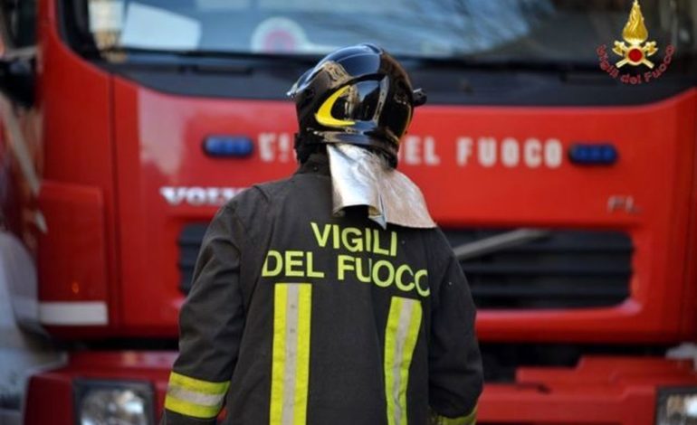 Frontale tra un’auto e un camion a Sale: tre persone in gravi condizioni ricoverate in prognosi riservata ad Alessandria