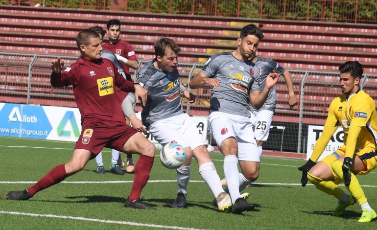 L’Alessandria batte l’Albissola e va ai playoff grazie anche alla sconfitta del Pontedera a Lucca