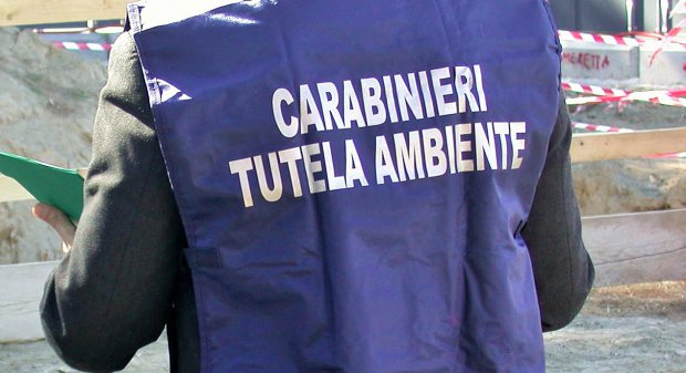 Puzze dall’Italgelatine di Santa Vittoria d’Alba: i Carabinieri del NOE di Alessandria sigillano una parte degli impianti