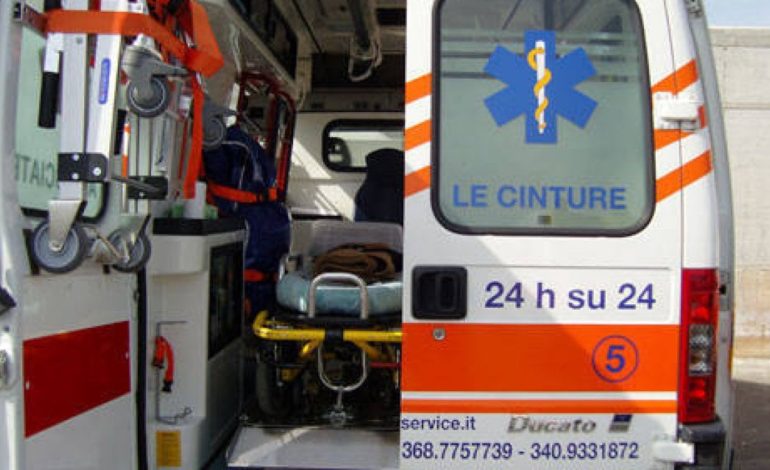 Incidente sul lavoro alla Zerbinati di Borgo San Martino: uomo si ferisce ad una mano