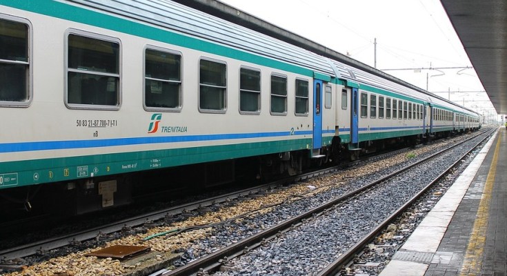 Maltempo: linee ferroviarie in difficoltà con rallentamenti e sospensioni