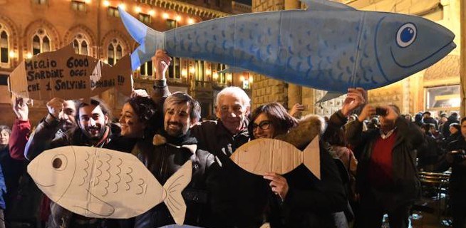 Oggi pomeriggio le “Sardine” scendono in piazza anche ad Alessandria