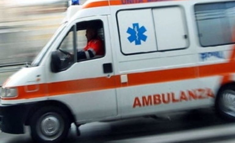 Incidente agricolo, quarantacinquenne muore schiacciato dal proprio trattore