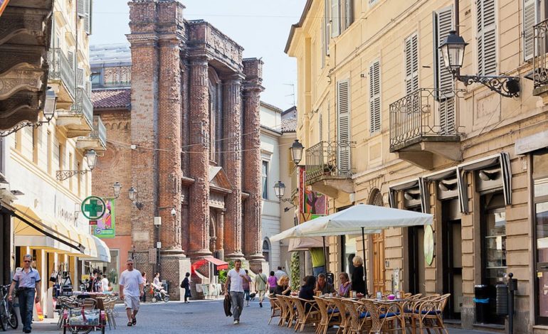 Da città di Casale M.to: abbattimento barriere architettoniche: proseguono gli interventi sui marciapiedi