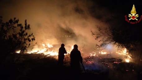 A Lerma prende fuoco un bosco: pompieri impegnati per tre ore