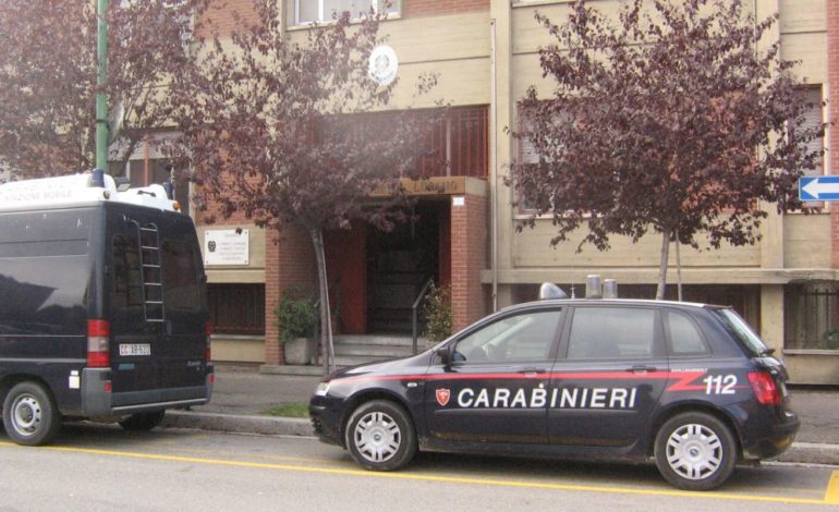 Dipendente di una partecipata novese sequestra e violenta una giovane donna: denunciato