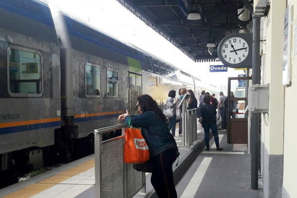 Disastro ferrovie: ora i treni non solo arrivano in ritardo, ma non partono neanche