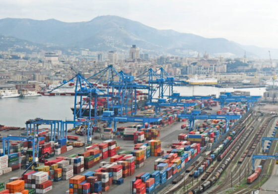 Logistica: il porto di Genova punta sui container