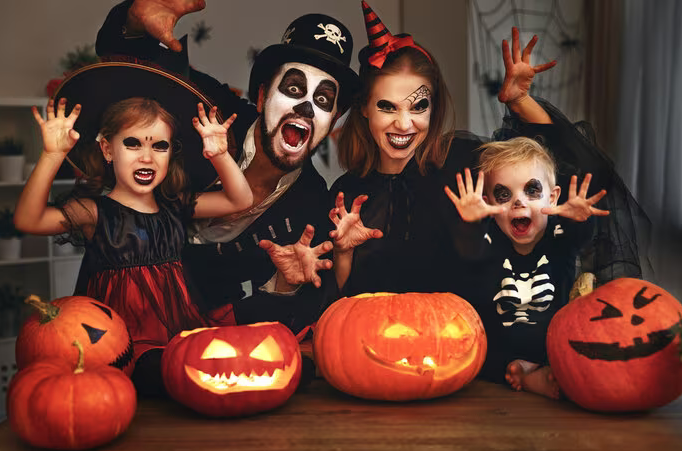 La festa di Halloween è da proibire perché dissacra la Comunione dei Santi