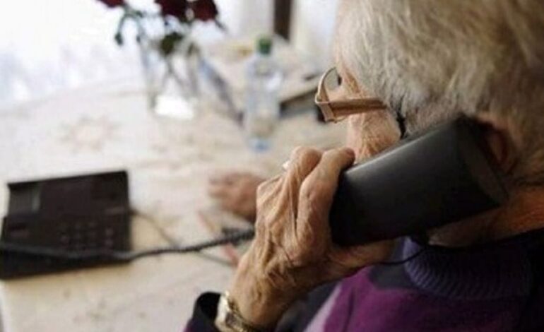 Telefonata-truffa non ha ingannato una donna di 77 anni che ha fatto arrestare i truffatori