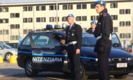 Carceri di Alessandria, protestano i poliziotti: pochi agenti e troppi detenuti