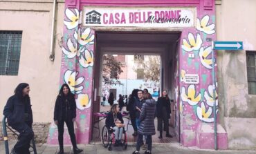 Ad Alessandria si “regalano” in comodato edifici pubblici a chiunque lo chieda e le strade a chiunque faccia casino