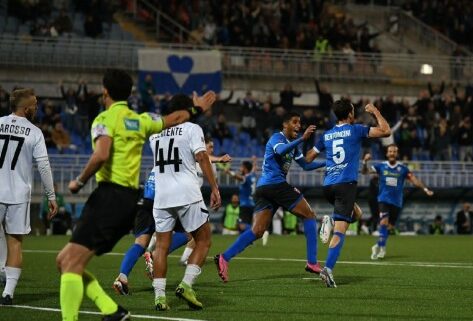 Calcio Serie C – Partita da sbadiglio vinta meritatamente dal Novara