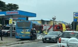 Autobus di linea travolge e uccide un pedone di 71 anni