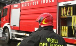 Incendio nel tetto di una palazzina