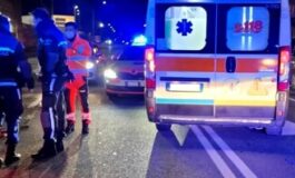 Esce di strada con l’auto nella notte e muore sul colpo